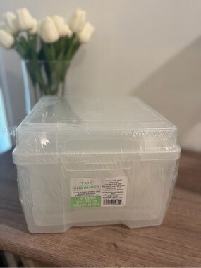 NIB Simply Tidy 5" x 7" Clear 6-Case Photo Storage Keeper
